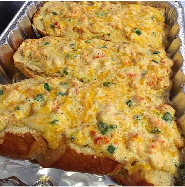 Heavenly Hawaiian Banana Bread 🍌🌴✨
