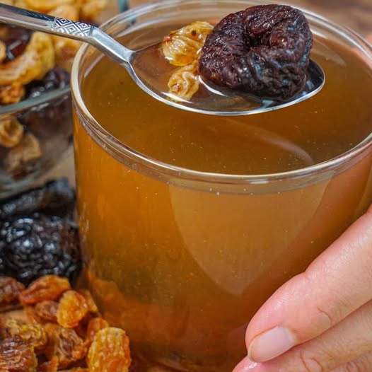 Old Remedy, New You: Cleanse Your Liver Naturally with Soaked Raisins, Prunes & Fig