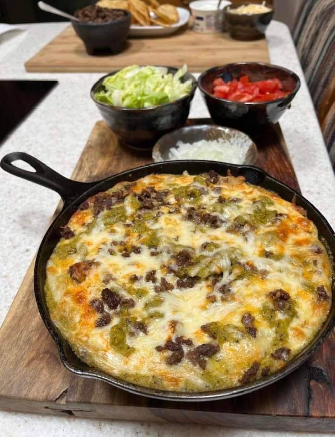 GREEN CHILE CHEESEBURGER